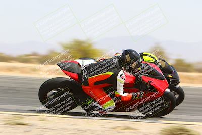 media/Apr-10-2022-SoCal Trackdays (Sun) [[f104b12566]]/Turn 3 Inside (1150am)/